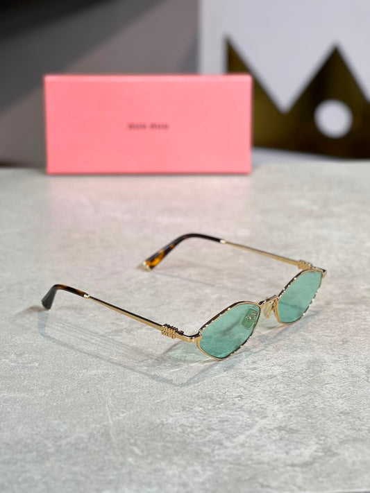 Gafas Miu Miu ovalada verde menta