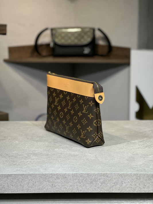 MANICARTERA LV