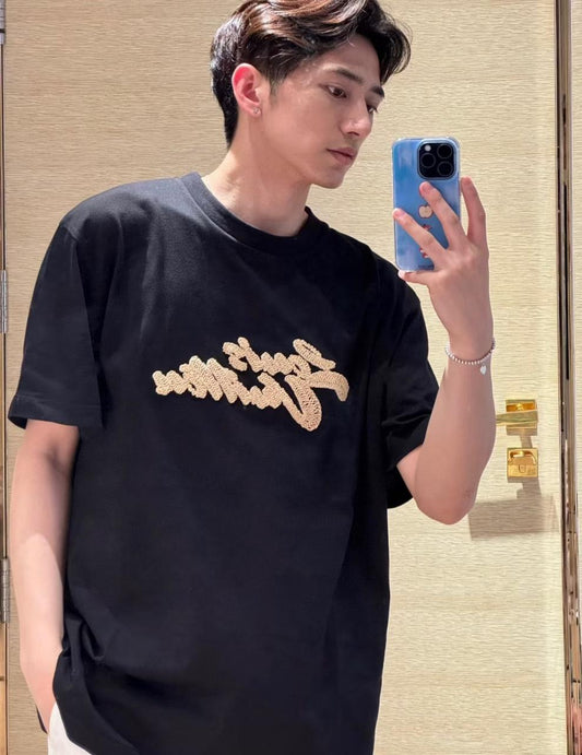 CAMISETA LV GOLD SIGNATURE