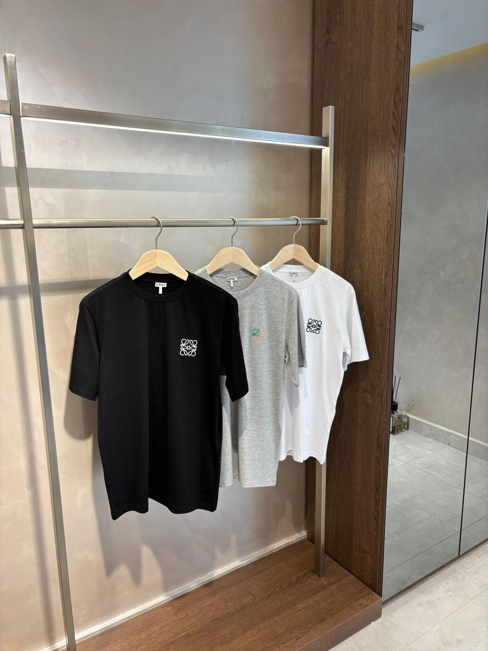 CAMISETA LOEWE ANAGRAM