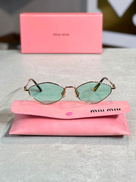 Gafas Miu Miu ovalada verde menta