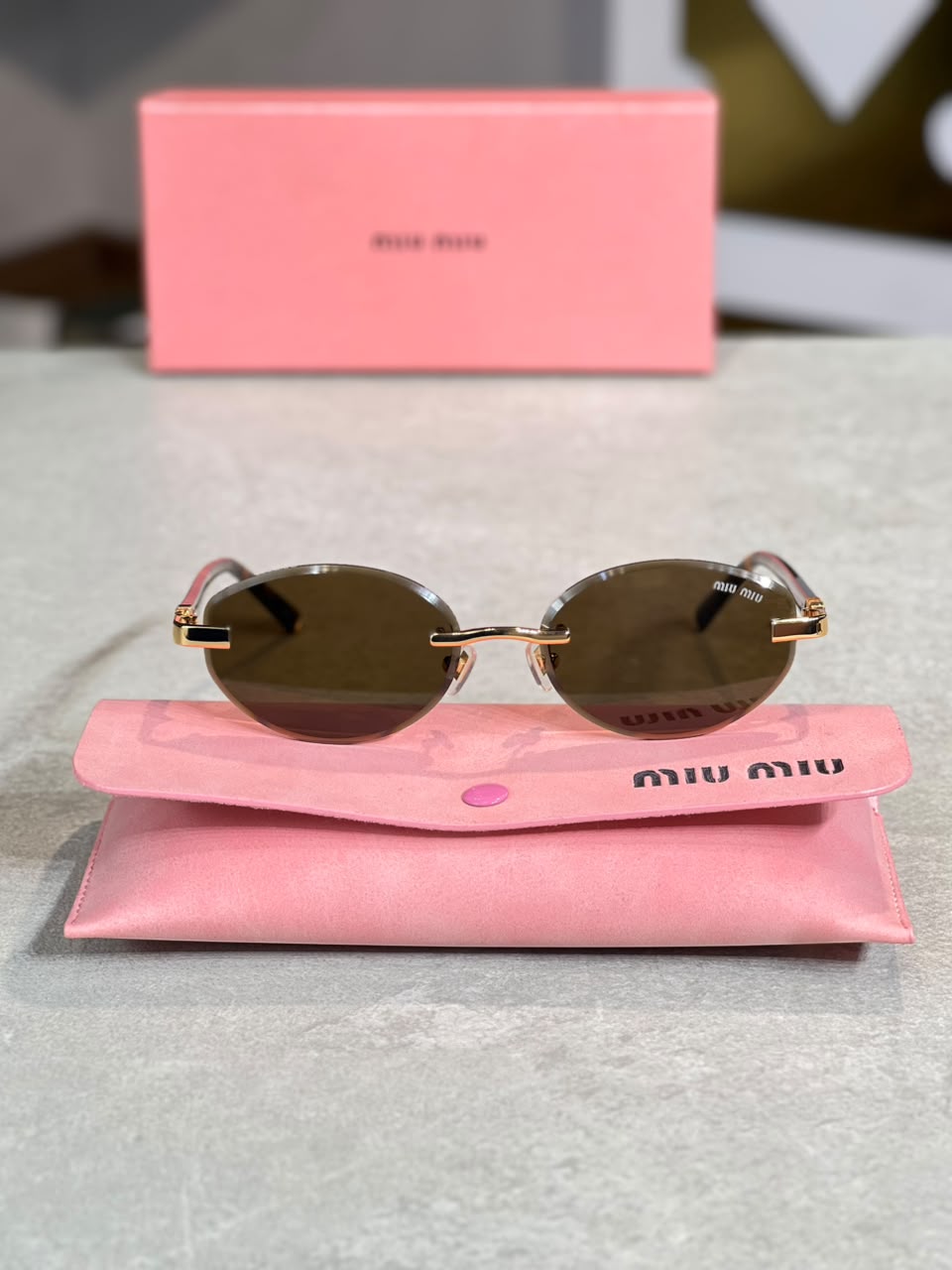 Gafas Miu Miu Ovalada Oliva