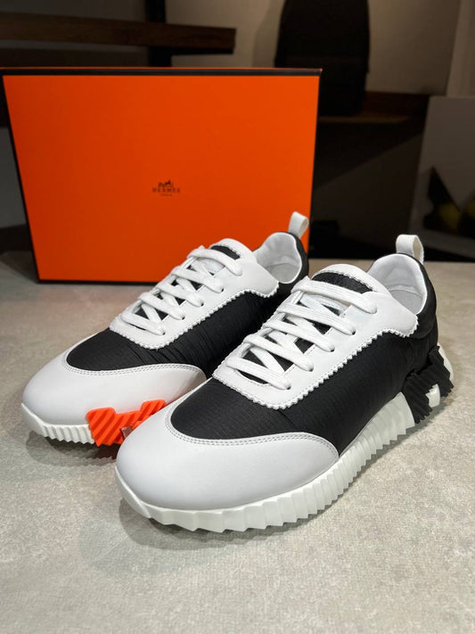 ZAPATO HRMS
